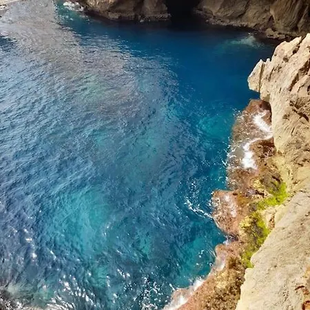 300 M From And River Sunrise And Sunset Casa vacanze *